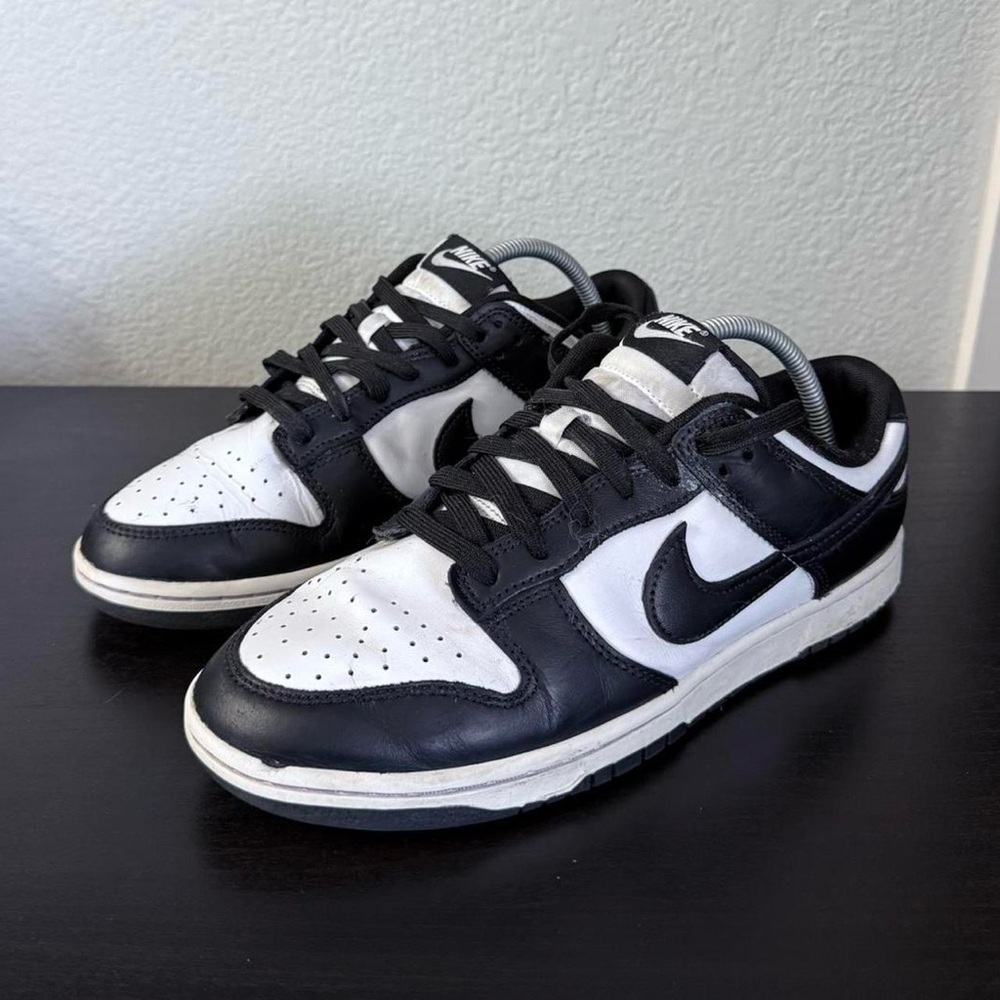 Nike Panda Dunks